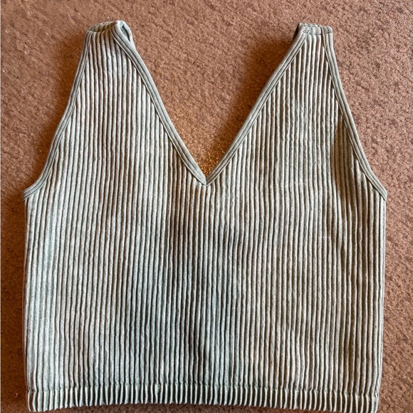 Assorted Ribbed Tank Tops - Picture 6 of 13